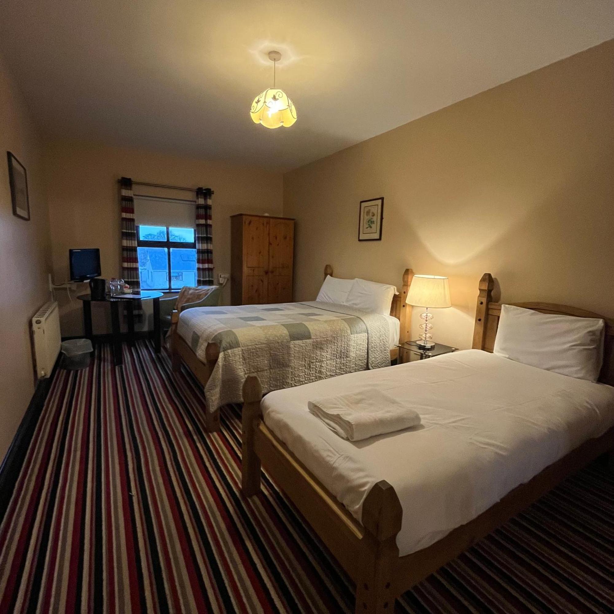 The Yeats County Inn Hotel Tubbercurry Bagian luar foto
