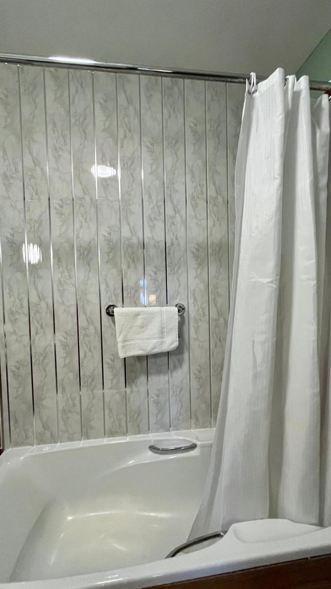 The Yeats County Inn Hotel Tubbercurry Bagian luar foto