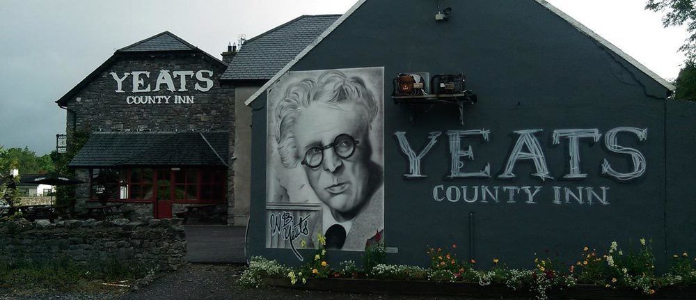 The Yeats County Inn Hotel Tubbercurry Bagian luar foto