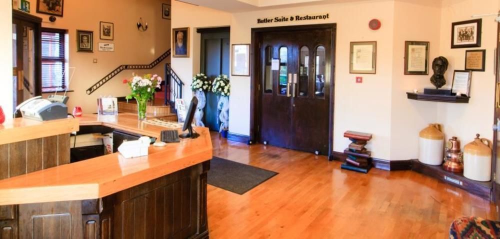 The Yeats County Inn Hotel Tubbercurry Bagian luar foto